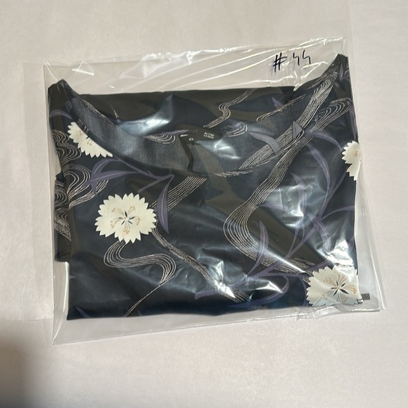 Club Monaco Briley Open-Back Black 100% Silk Floral Print Long Sleeve Blouse #44 - Picture 16 of 16